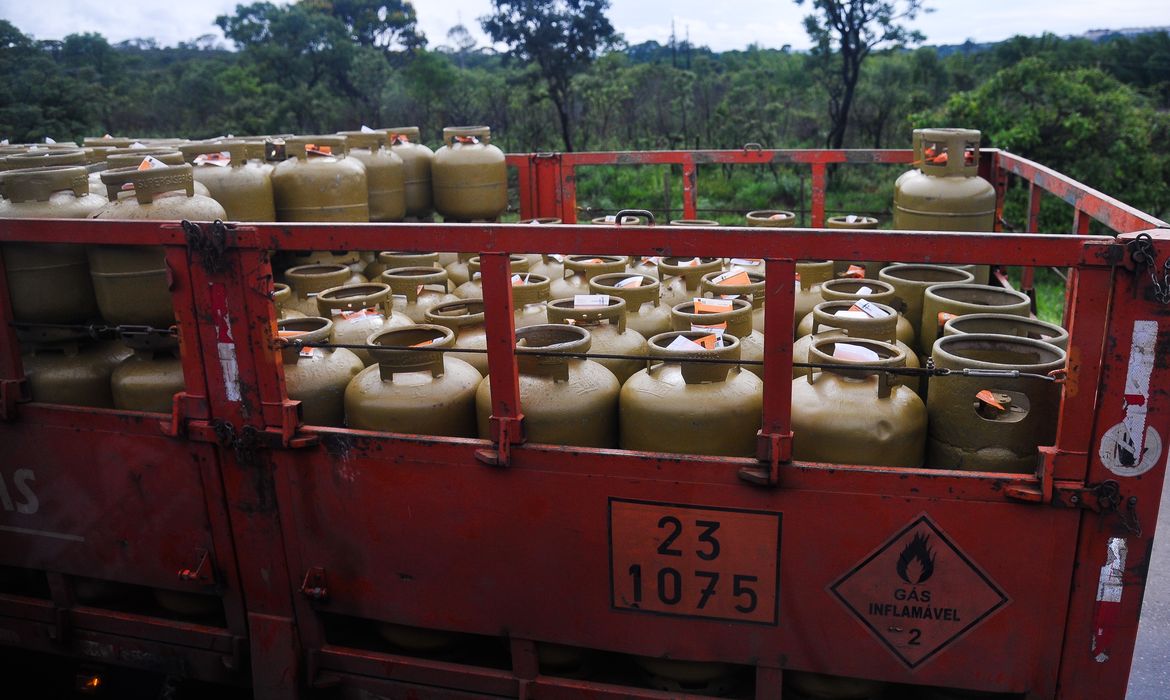 Aumento da Gasolina e do gás | Agência Brasil