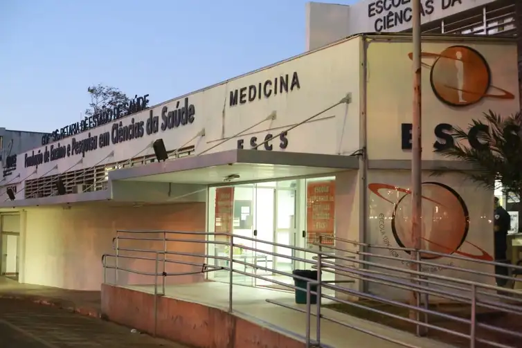 Escola Superior de Ciências da Saúde do DF completa 18 anos | EBC Rádios