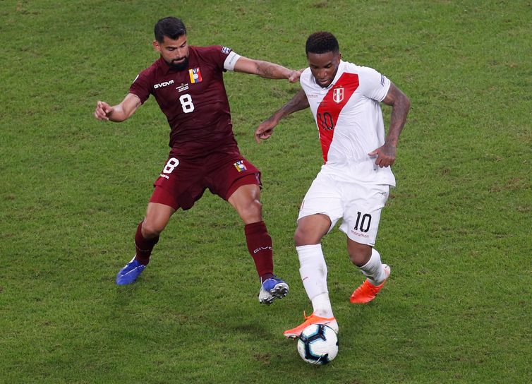 Peru e Venezuela se enfrentam na Copa América na Arena do Grêmio