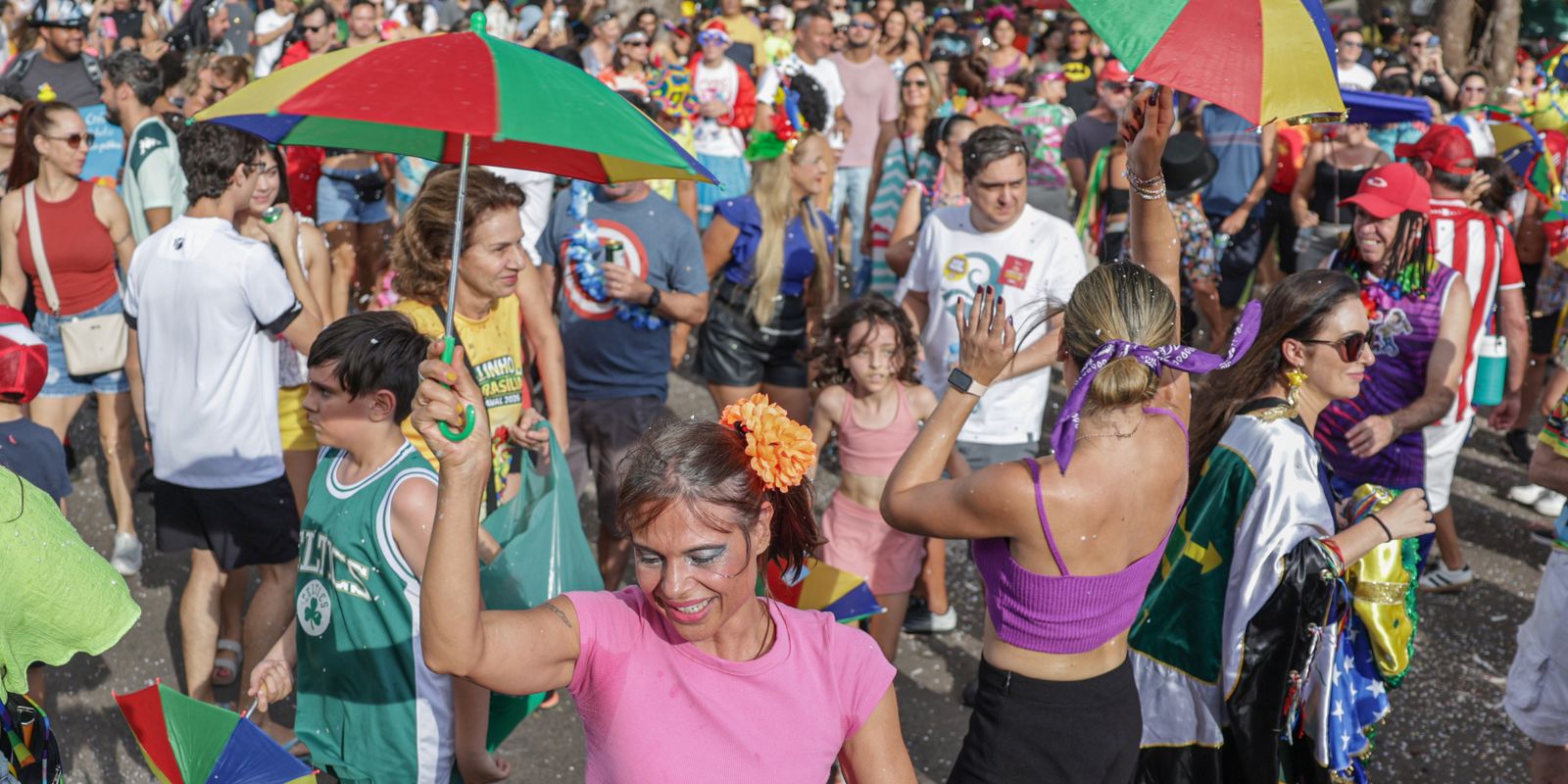 Galinho de Brasília honra a tradição do frevo e a paixão pelo futebol