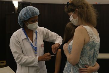 Child vaccination against covid-19 of children aged 10 and over, at the Planetarium, in the Gávea neighborhood, south of the city.