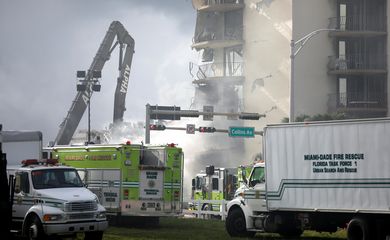 MIAMI-Desabamento de edifício residencial no sul da Flórida