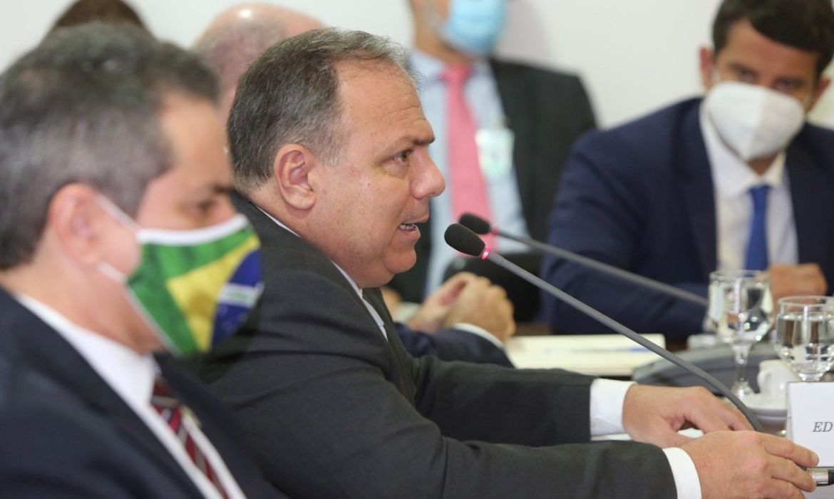 ministro da Saúde, Eduardo Pazuello, se reuniu com governadores de todo o país para fazer um balanço sobre o enfrentamento à Covid-19 no Brasil.