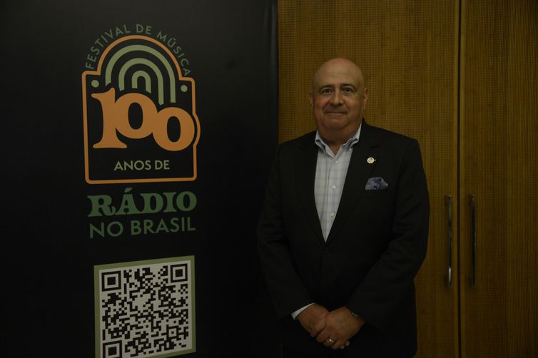 O diretor-presidente da EBC, Glen Lopes Valente durante Prêmio Rádio MEC 2022 na Sala Cecília Meireles, no Rio de Janeiro -Tomaz Silva/Agência Brasil