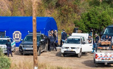 23/05/2023 - Policiais fazem buscas por restos mortais de Madeleine McCann, em Silves, Portugal. Foto: Luis Ferreira/REUTERS