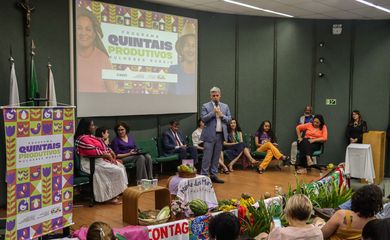 Brasília (DF) 20/09/2023 – O ministro Paulo Teixeira durante lançamento do programa Quintais Produtivos das Mulheres Rurais. A iniciativa, que prevê 90 mil quintais produtivos estruturados no país até 2026, foi criada pelo presidente Lula em resposta às reivindicações da Marcha das Margaridas
Foto: Valter Campanato/Agência Brasil