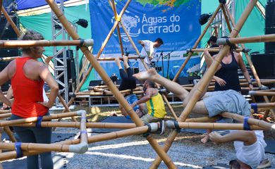 A Virada do Cerrado oferece a oficina de arte, Oficina Bambu, no complexo Cultural Funarte em Brasília (Antonio Cruz/Agência Brasil)
