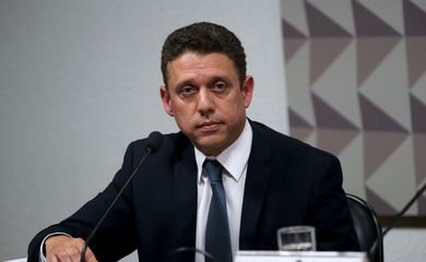 Brasília - Comissão do Impeachment ouve Clayton Luiz Montes, diretor do Departamento de Programas Econômicos da Secretaria do Orçamento Federal.(Wilson Dias/Agência Brasil)