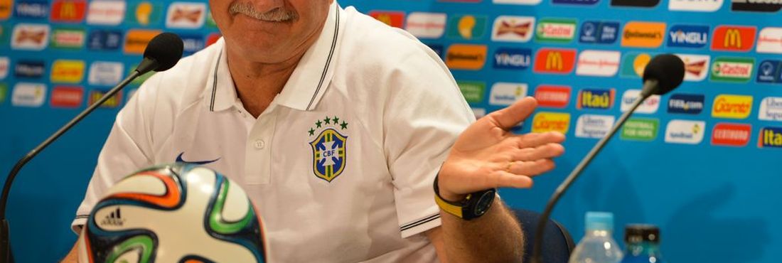 Luiz Felipe Scolari fala sobre o jogo do Brasil contra o Chile no Mineirão em Belo Horizonte