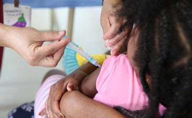 Brasília (DF) Vacinação contra a gripe para crianças a partir de seis meses até 11 anos de idade.