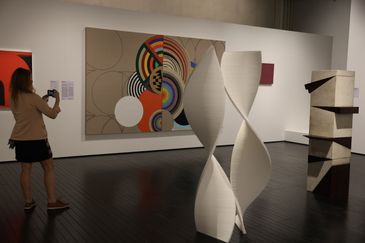 São Paulo (SP), 26/03/2025 - Exposição Geometrias, um dos cinco ensaios do Masp, no edifício Pietro Maria Bardi, prédio anexo ao Museu de Arte de São Paulo Assis Chateaubriand - Masp, na Avenida Paulista. Foto: Rovena Rosa/Agência Brasil