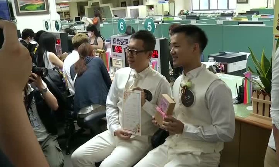 Gays, Taiwan, Casamentos