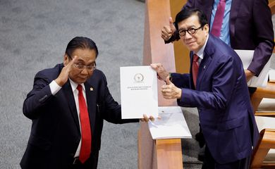 Novo código penal é mostrado em Parlamento da Indonésia