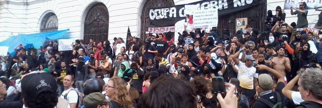 No Rio de Janeiro, manifestantes voltam a se concentrar na Cinelândia na tarde deste 7 de setembro
