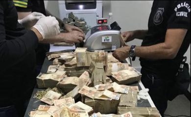 Polícia Civil apreende R$ 1,2 milhão em mala de João de Deus