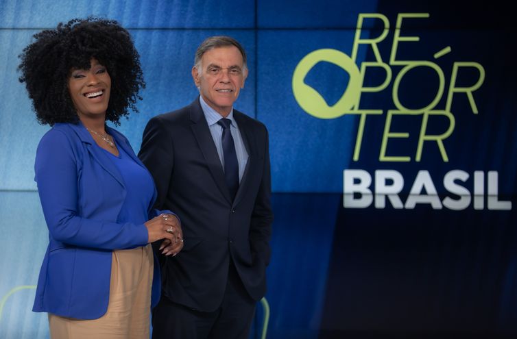 Brasília (DF) 01/08/2023 - Os jornalistas Luiz Carlos Braga e Maria Paula, serão os apresentadores do programa Repórter Brasil, da EBC. 
Foto: Joédson Alves/Agência Brasil