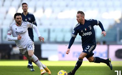 Brasileiro Arthur Melo marca primeiro gol pela Juventus, na vitória por 2 a 0 diante do Bologna, em 24/01/2021