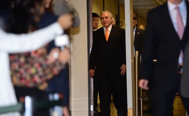 Brasília - O vice-presidente Michel Temer após reunião com a presidenta Dilma Rousseff no Palácio do Planalto (Fabio Rodrigues Pozzebom/Agência Brasil)