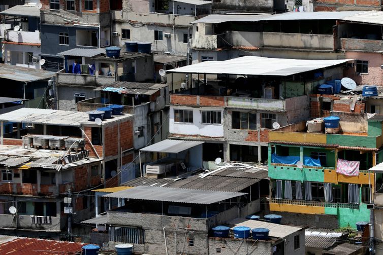 Rio de Janeiro (RJ), 22/02/2023 - Aglomerado de casas das favelas do Complexo do Alemão, zona norte da cidade.  Foto: Tânia Rêgo/Agência Brasil