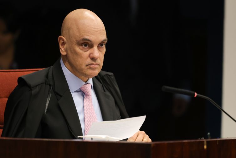 Brasília (DF) 09/09/2025 - O ministro relator Alexandre de Moraes durante sessão da Primeira Turma do  Supremo Tribunal Federal (STF) que retoma o julgamento dos réus do Núcleo 1 da trama golpista  Foto: Fabio Rodrigues-Pozzebom/ Agência Brasil