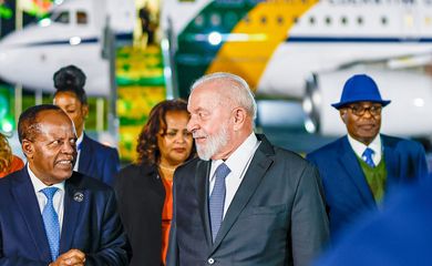15/02/2024, Chegada do Presidente Lula ao aeroporto de Adis Abeba, capital da Etiópia. Foto: Ricardo Stuckert/ PR