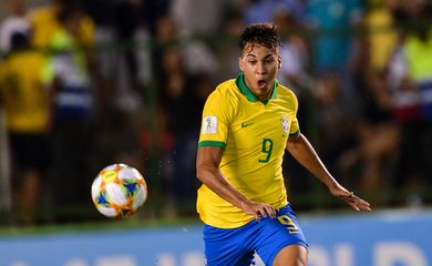  Brasil e Chile se enfrentam pelas oitavas de final da Copa do Mundo Sub-17. 