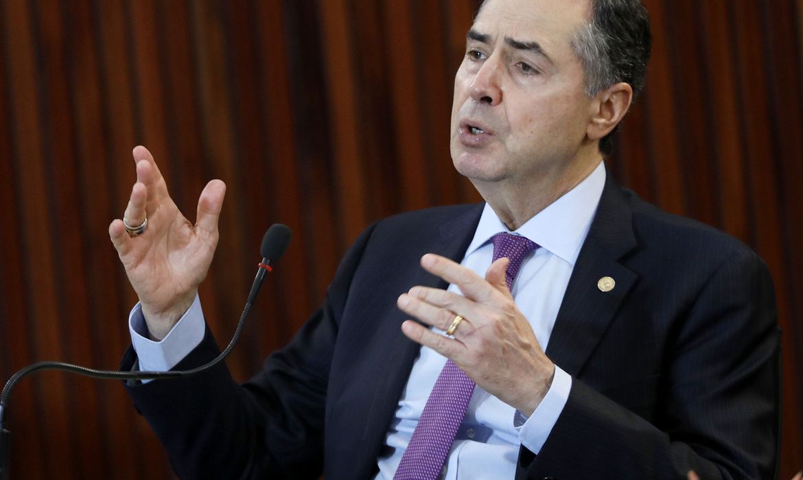 Barroso defende lista tríplice obrigatória para escolha do PGR Barroso defende lista tríplice obrigatória para escolha do PGR