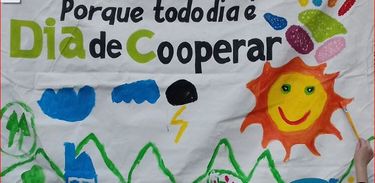 Cooperativas empregam 350  mil pessoas no Brasil