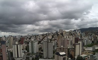 Em algumas regiões de Belo Horizonte, choveu em quatro dias 80% do volume esperado para todo o mês de dezembro 
