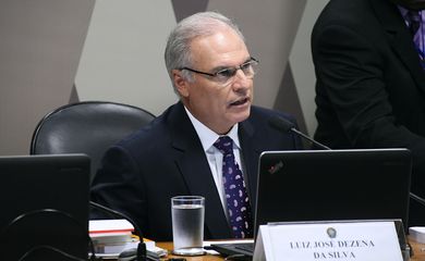 Indicado para o TST, Luiz José Dezena da Silva é sabatinado na CCJ do Senado