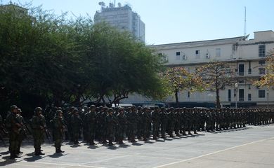 Rio de Janeiro - Apresentação das tropas das Forças Armadas que atuarão nos Jogos Olímpicos e Paralímpicos Rio 2016 ,no Palácio Duque de Caxias(Tomaz Silva/Agência Brasil)