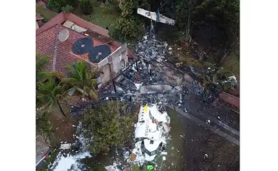 Destroços do avião da Voepass que caiu em Vinhedo em 2024 . Foto: Divulgação/Cenipa