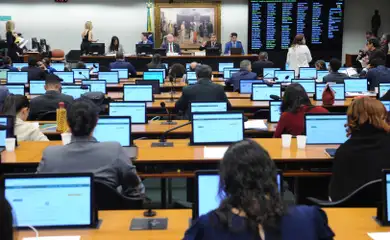 10/12/2025 - Brasília -  Comissão de Constituição e Justiça e de Cidadania para discussão e votação de propostas legislativas. Foto: Renato Araújo / Câmara dos Deputados