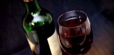 Conheça os benefícios do vinho