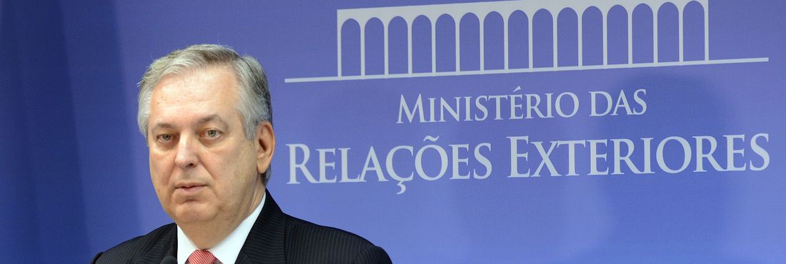 Ministro das Relações Exteriores, Luiz Alberto Figueiredo, fala sobre situação da Síria