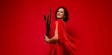 Thaís Fread, cantora e compositora