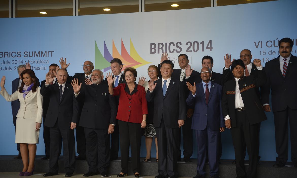 Segunda sessão de trabalho da 6ª reunião de cúpula do BRICS com a participação dos presidentes dos países da América do Sul (José Cruz/Agência Brasil)