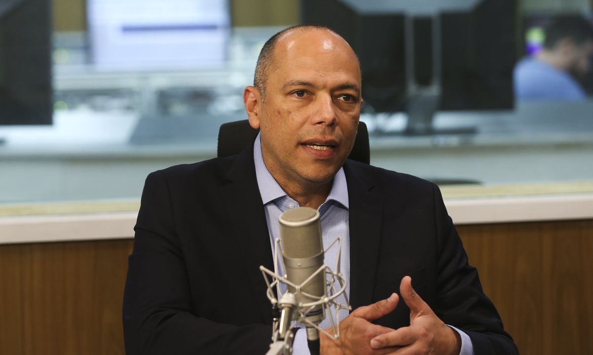O vice-presidente de Negócios de Varejo do Banco do Brasil Carlos Motta é o entrevistado no programa A Voz do Brasil