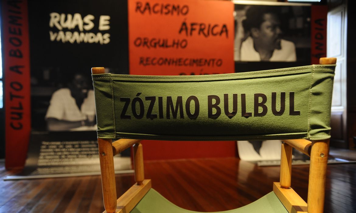 Exposição Zózimo Bulbul - Uma Alma Carioca está em cartaz no Centro Cultural Justiça Federal (CCJF), com memórias do cinema negro protagonizado pelo ator e cineasta falecido em 2013 (Fernando Frazão/Agência Brasil)