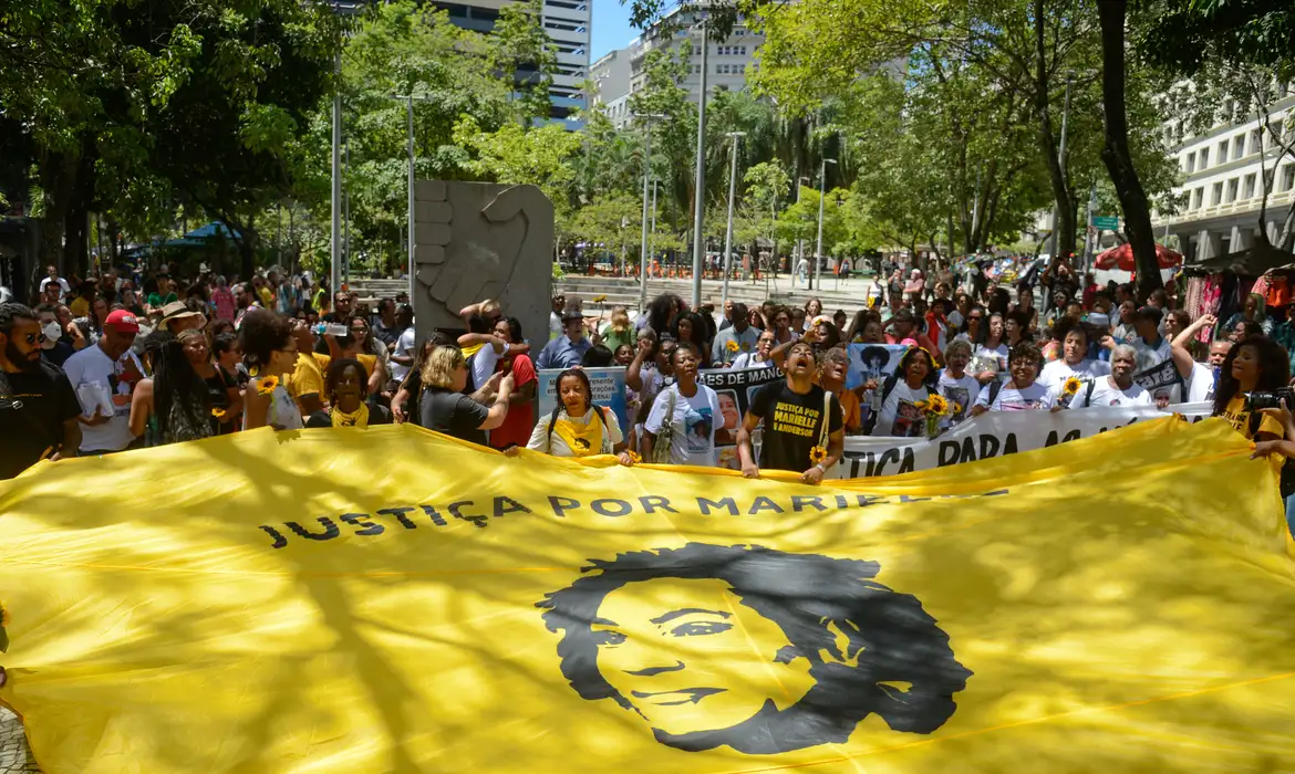 Rio de Janeiro (RJ), 14/03/2024 – Ato por Justiça marca os seis anos do assassinato de Marielle Franco, no centro do Rio de Janeiro. Foto: Tomaz Silva/Agência Brasil