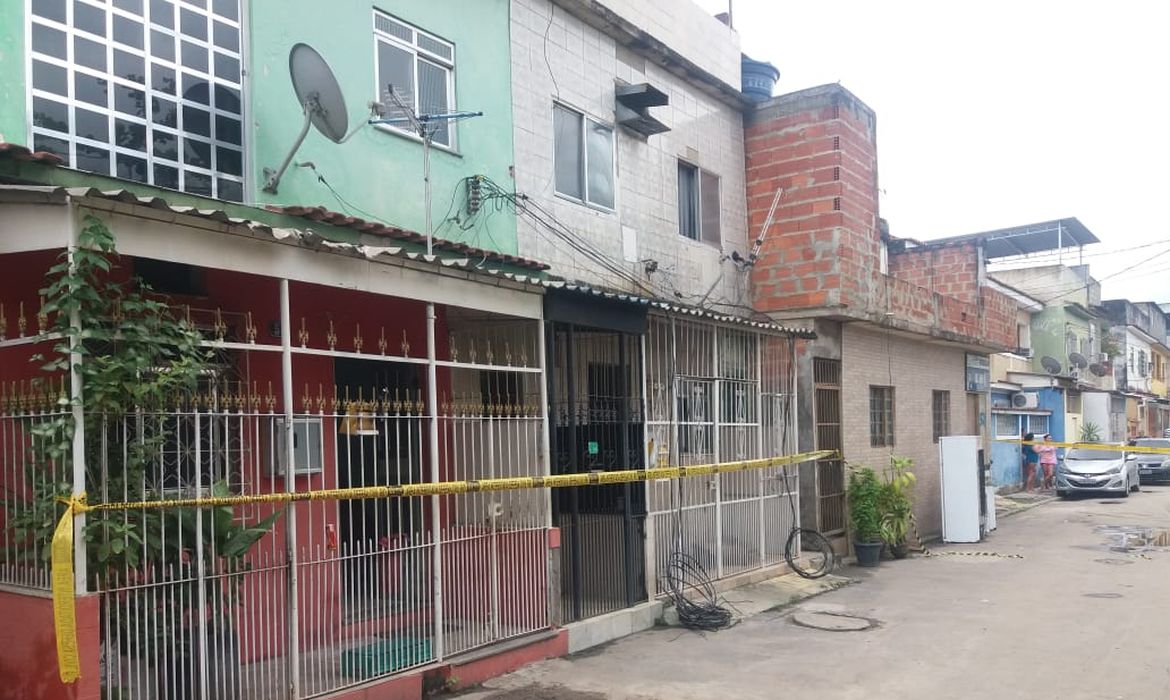 Chuvas: Defesa Civil municipal registra 132 interdições

 

Somente no Jardim América, 25 imóveis foram interditados e um demolido
