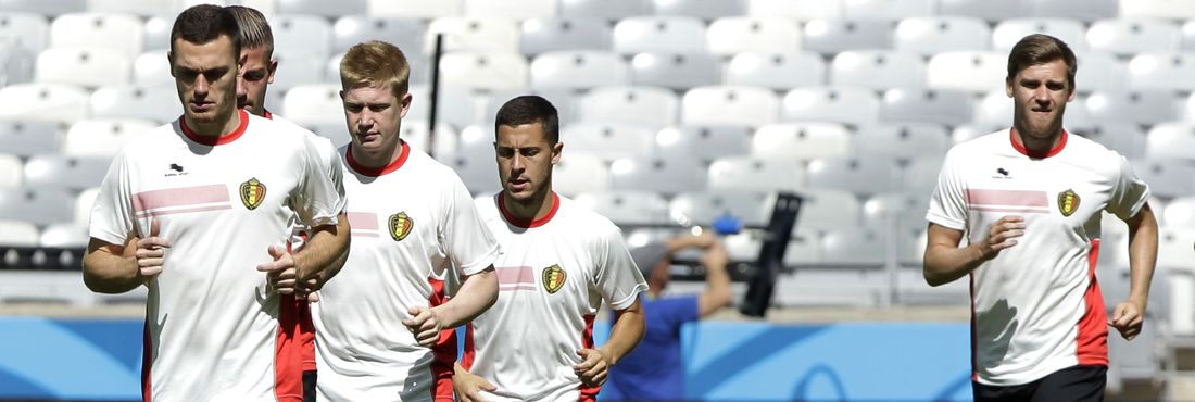 Jogadores da Bélgica treinam antes da estreia na Copa de 2014