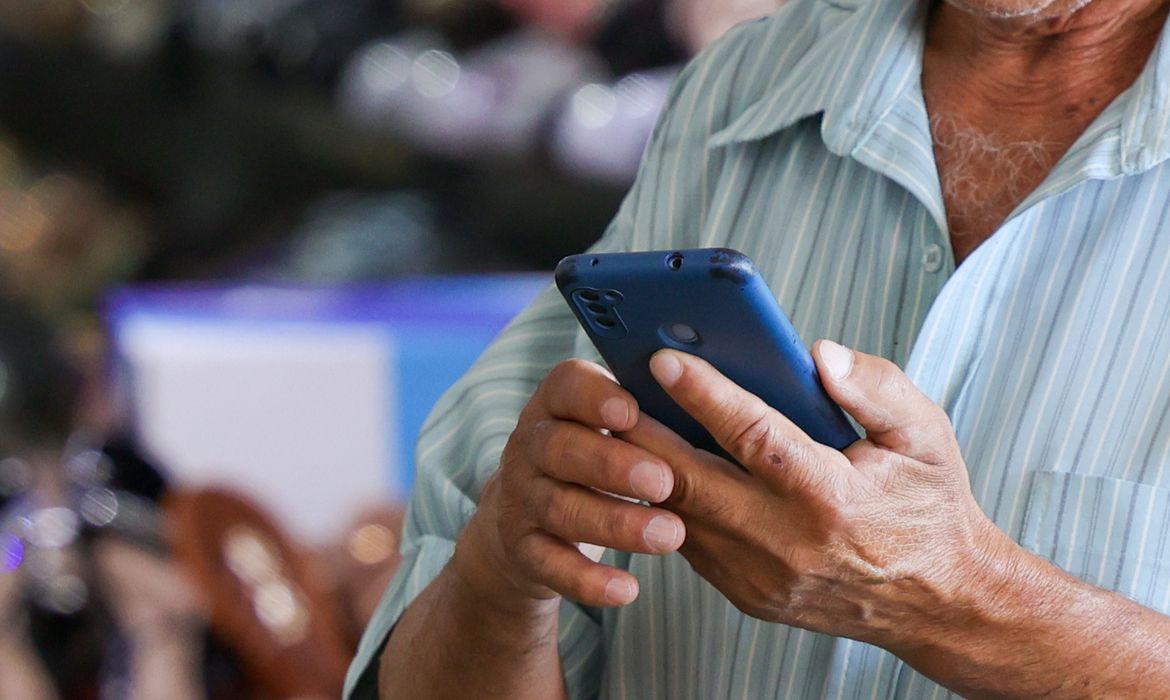 Analistas veem risco de ação cibernética de EUA e bigtechs em eleições