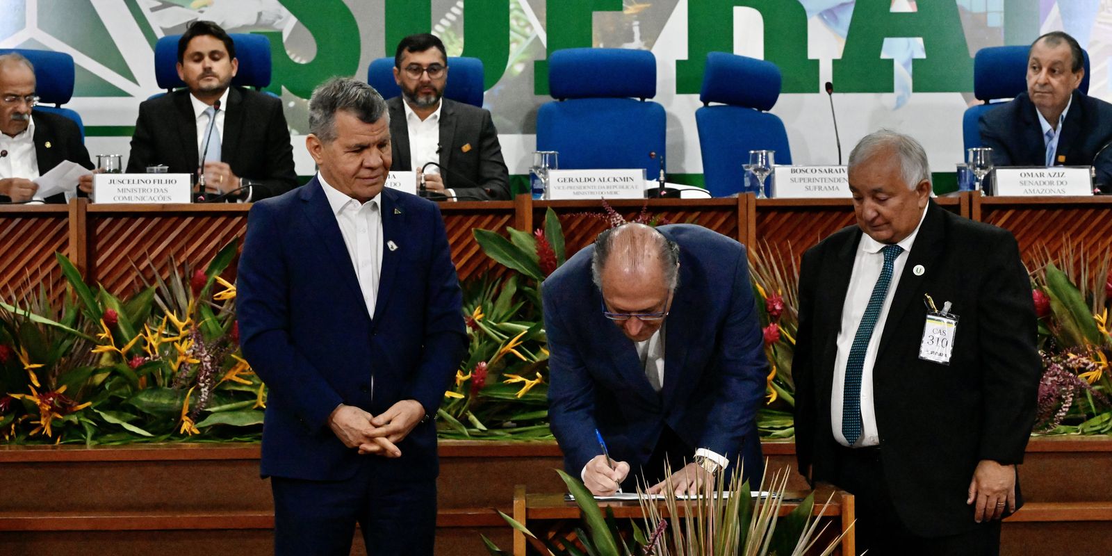 Alckmin assina contrato de gestão do Centro de Bionegócios da Amazônia