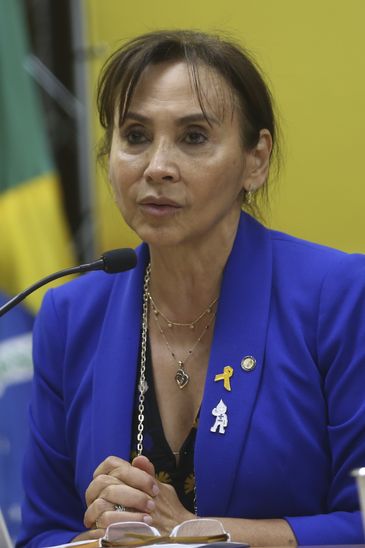 A representante da Opas no Brasil Socorro Gross durante lançamento da Campanha de Enfrentamento às Hepatites Virais, no ministério da Saúde