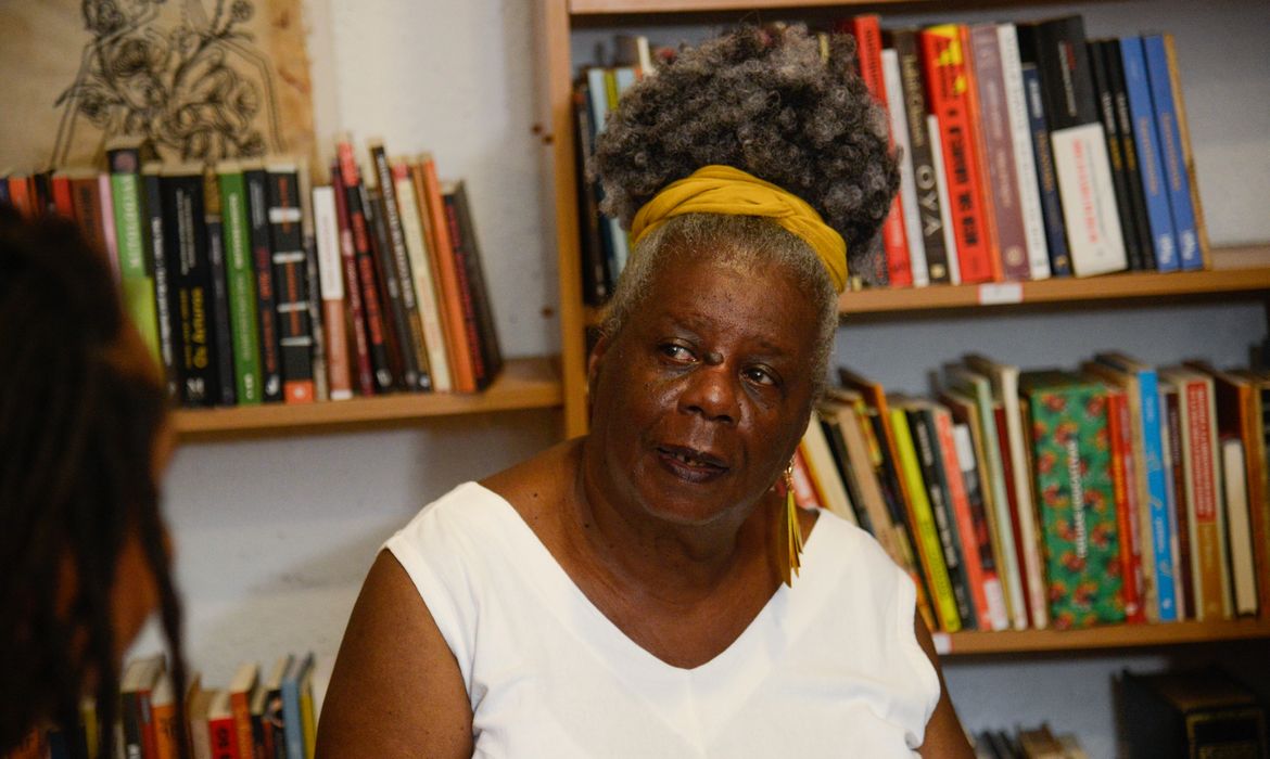 Rio de Janeiro (RJ), 20/03/2024 – A professora e escritora, Conceição Evaristo durante lançamento da Cátedra Pequena África, na sua Casa Escrevivência, na zona portuária da capital fluminense. Foto: Tomaz Silva/Agência Brasil