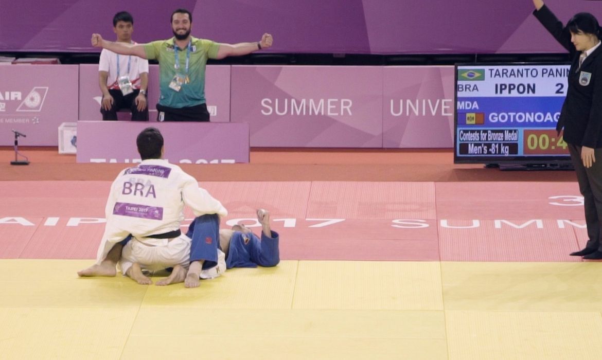 Brasileiro Vinícius Panini conquistou medalha de bronze no judô
