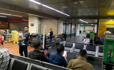 São Paulo (SP) – Refugiados afegãos no aeroporto de Guarulhos. Foto: Shabir Niazir/ONG ARRO
