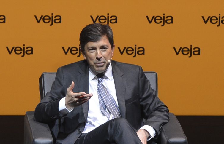João Amoêdo, candidato à Presidência pelo Partido Novo, durante sabatina promovida pela revista Veja, em São Paulo.