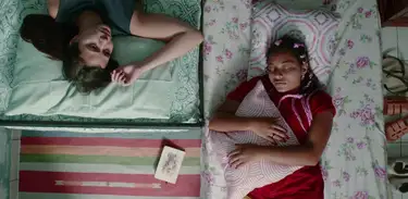 Briela decide narrar acontecimentos trágicos como um conto de ficção cientifica